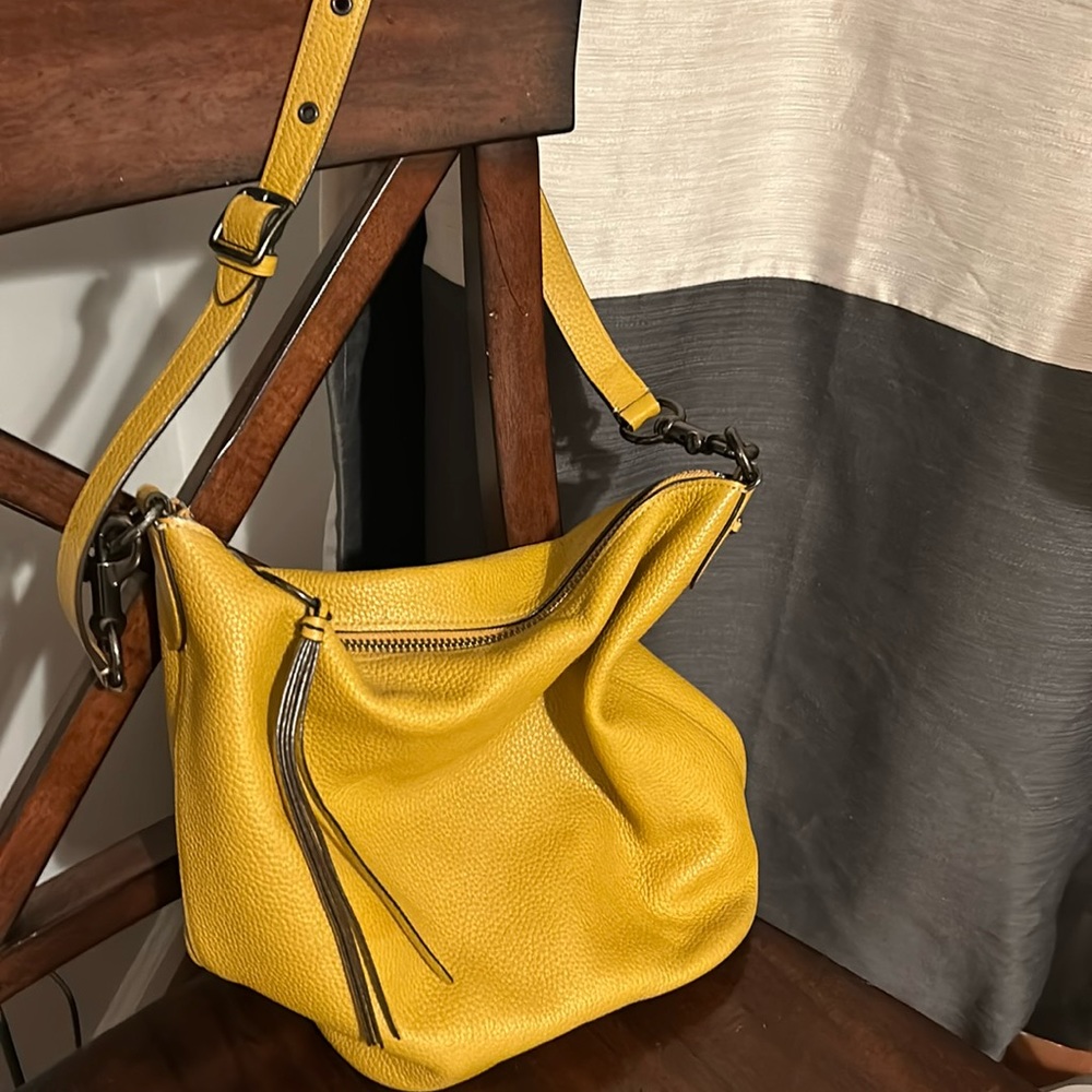 COACH Glove Tanned Pebble Leather Duffle Bag - GORGEOUS